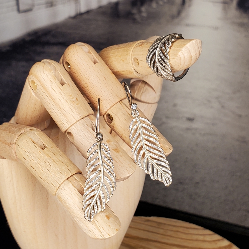 Pandora Silver Feather Ring and Earrings Set